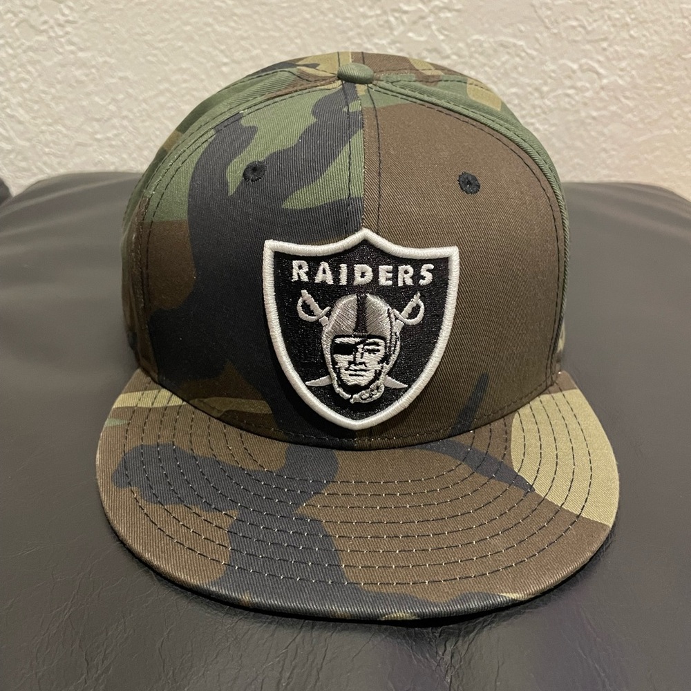 Raiders Size 8 1/2 Camo Fitted Cap